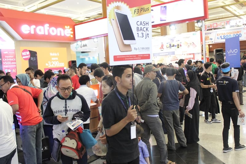 Pesta Diskon di Hari Terakhir BRIIndocomtech 2017