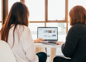 4 Rekomendasi Website Builder