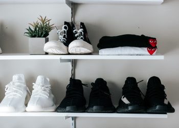 10 Brand Sneakers Lokal Yang Harus Kamu Koleksi!