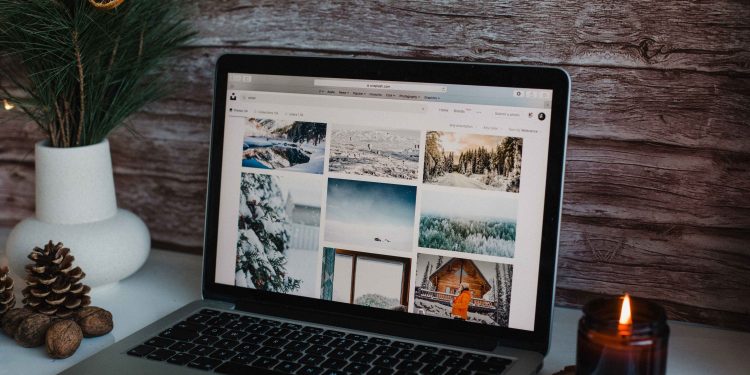 5 Website Buat Bantu Kamu Membuat Portofolio yang Menarik!
