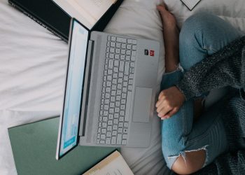 4 Website Belajar Gratis yang Harus Kamu Ketahui